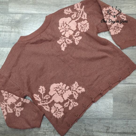 Maurices Long Sleeve V Neck Knit Sweater Size L - Picture 5 of 5